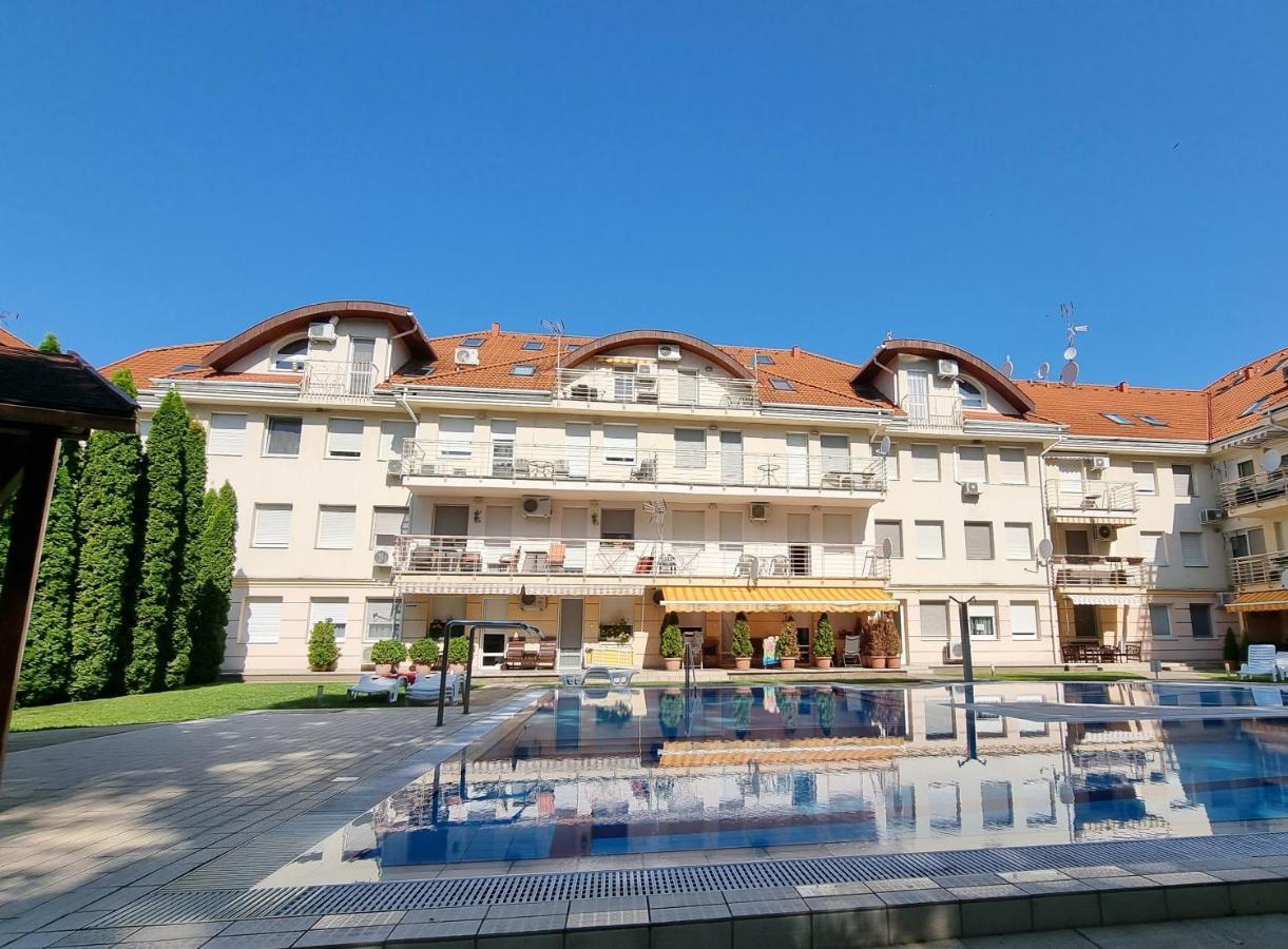 Apartament Relax Wellness Studio Hajdúszoboszló Zewnętrze zdjęcie