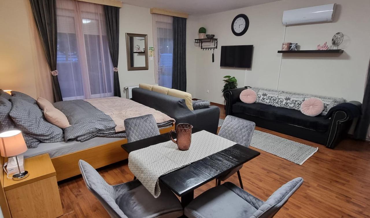 Apartament Relax Wellness Studio Hajdúszoboszló Zewnętrze zdjęcie