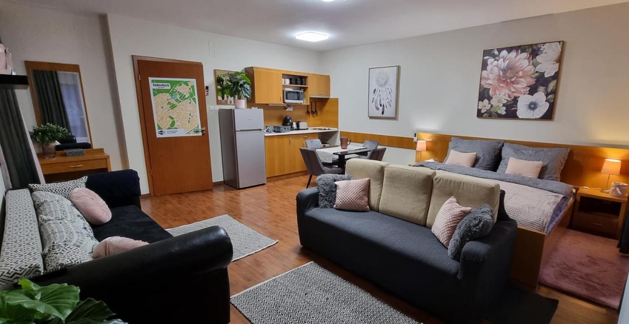 Apartament Relax Wellness Studio Hajdúszoboszló Zewnętrze zdjęcie