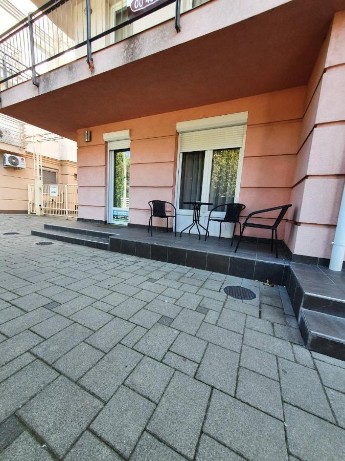 Apartament Relax Wellness Studio Hajdúszoboszló Zewnętrze zdjęcie
